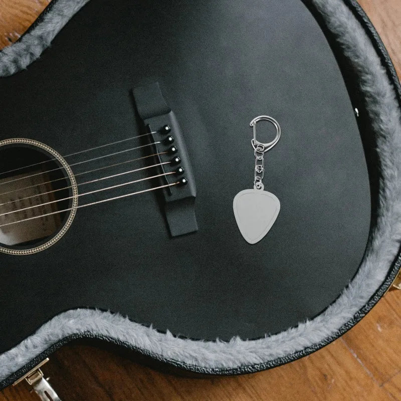 Guitar Pick Collection Box Clear Holder Keyring Bag Heart Shaped Picks Size Case Musical Accessories Guitarists Storage Key Ring