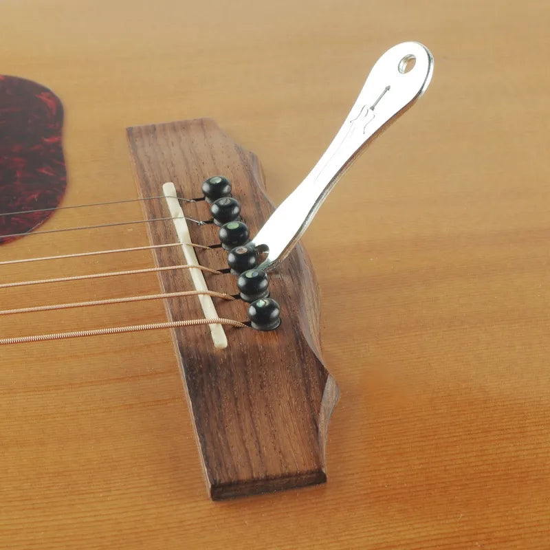 Metal Guitar String Puller Wooden Folk Pry Up String Guitar String  Tool Metal Guitar Nail Puller Portable and Lightweight