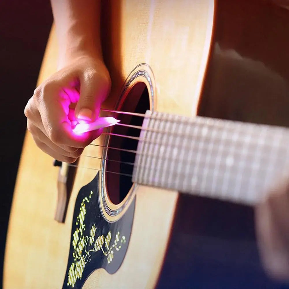 LED Glowing Guitar Pick Plastic Personalized Guitar Paddles Luminous Pick Musical Stringed Instrument Glowing Plectrum