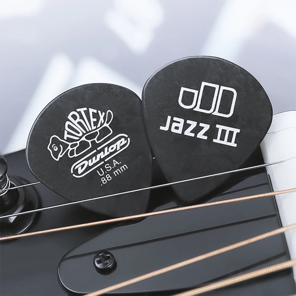 Dunlop Guitar Picks Tortex Pitch Black Jazz III Pick Plectrum Mediator 0.5/0.6/0.73/0.88/1.0/1.14/1.35/1.5 mm Guitar Accessories