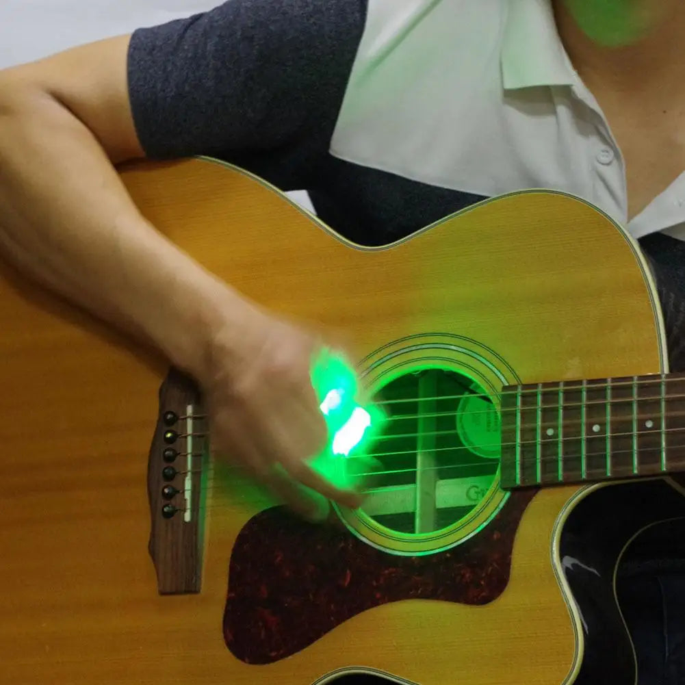 LED Glowing Guitar Pick Plastic Personalized Guitar Paddles Luminous Pick Musical Stringed Instrument Glowing Plectrum